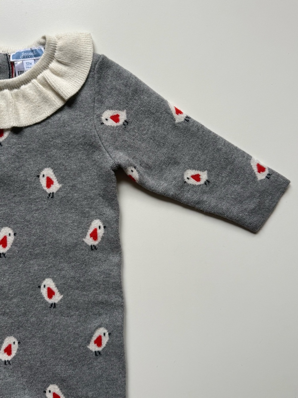 Jacadi Gray Knit One-Piece w/ Ivory Ruffle Collar & Valentine Bird Pattern - 12M - Picture 4 of 15